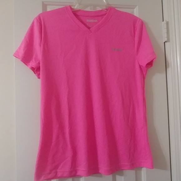 Active Top - Picture 1 of 3